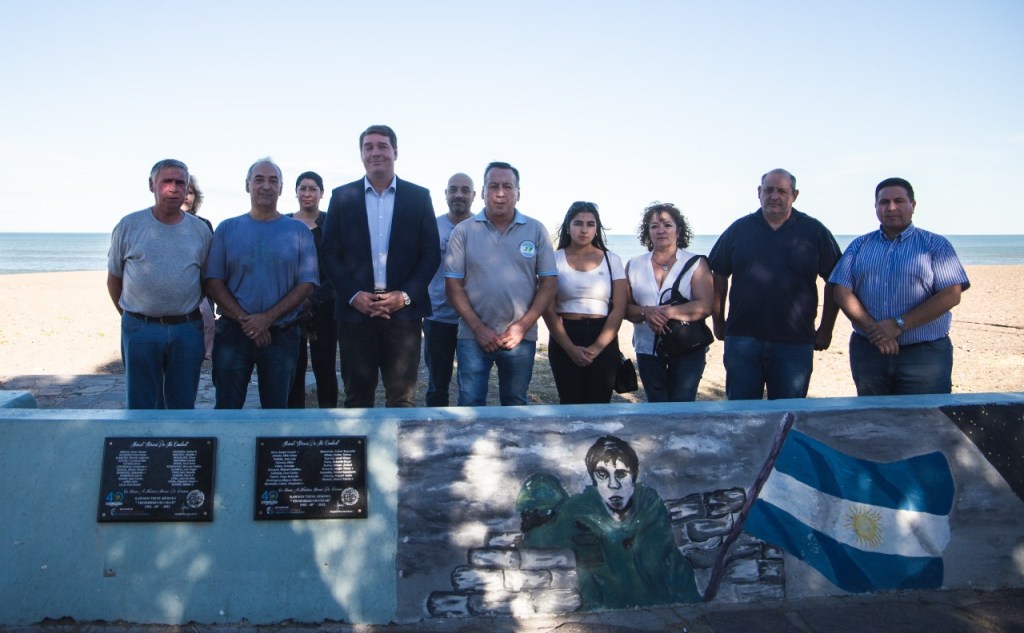 #RAWSON | Biss inauguró murales y placas en homenaje a los Héroes de&nbsp;Malvinas