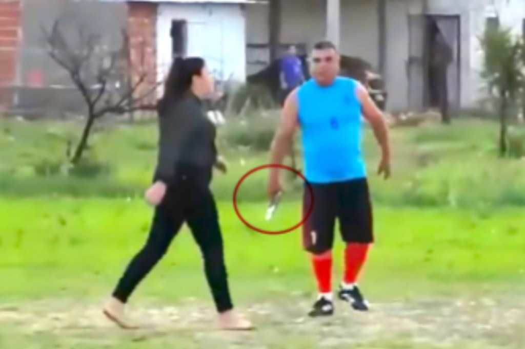 #VIDEO | POLICÍA PERDIÓ UN PARTIDO DE FÚTBOL Y EMPEZÓ A DISPARARLE AL EQUIPO&nbsp;CONTRARIO