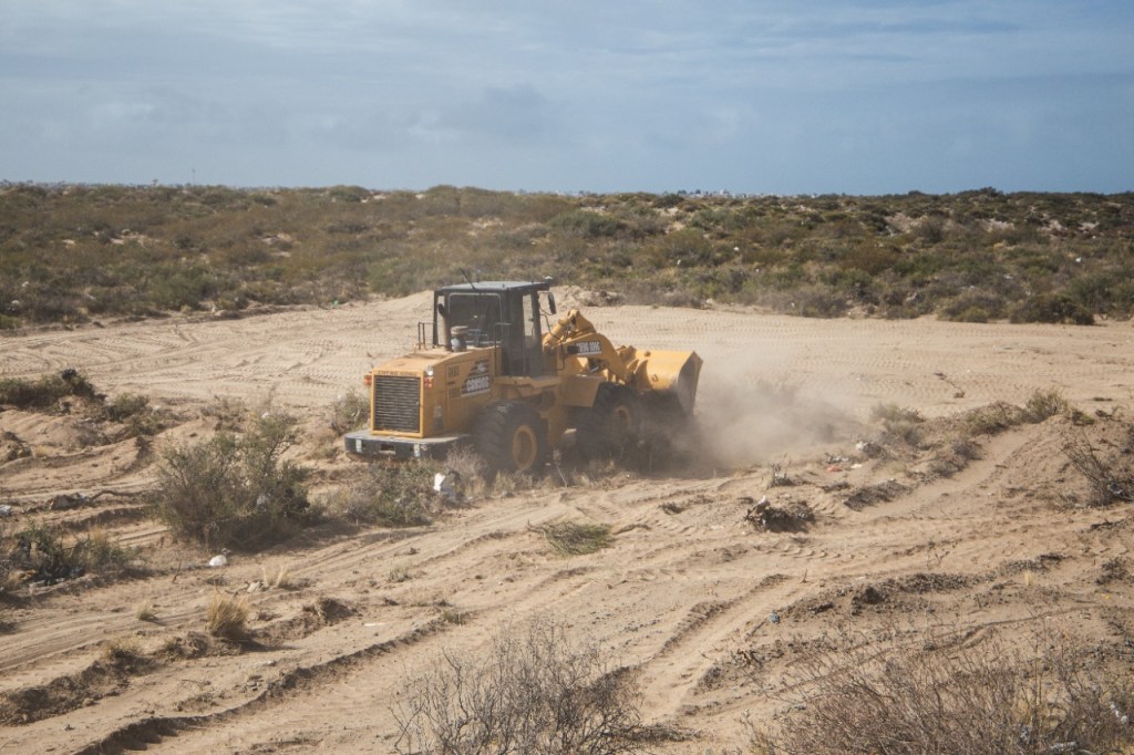#OBRAS | Avanzan los trabajos de apertura de calles en el Parque Industrial de&nbsp;Rawson