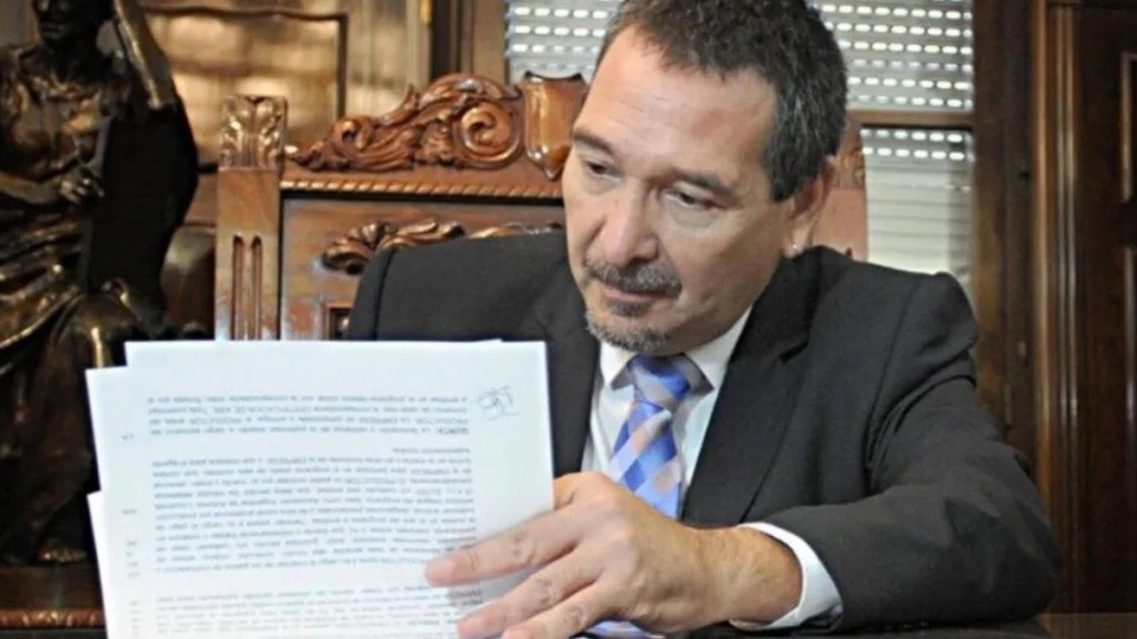 #HORROR | IMPUTARON AL DIRECTOR DEL CANAL 10 DE TUCUMÁN POR VIOLAR A SU HIJITA DE 5&nbsp;AÑOS