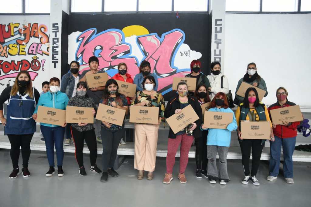 #CHUBUT | El Gobierno continúa con la entrega de&nbsp;Netbooks