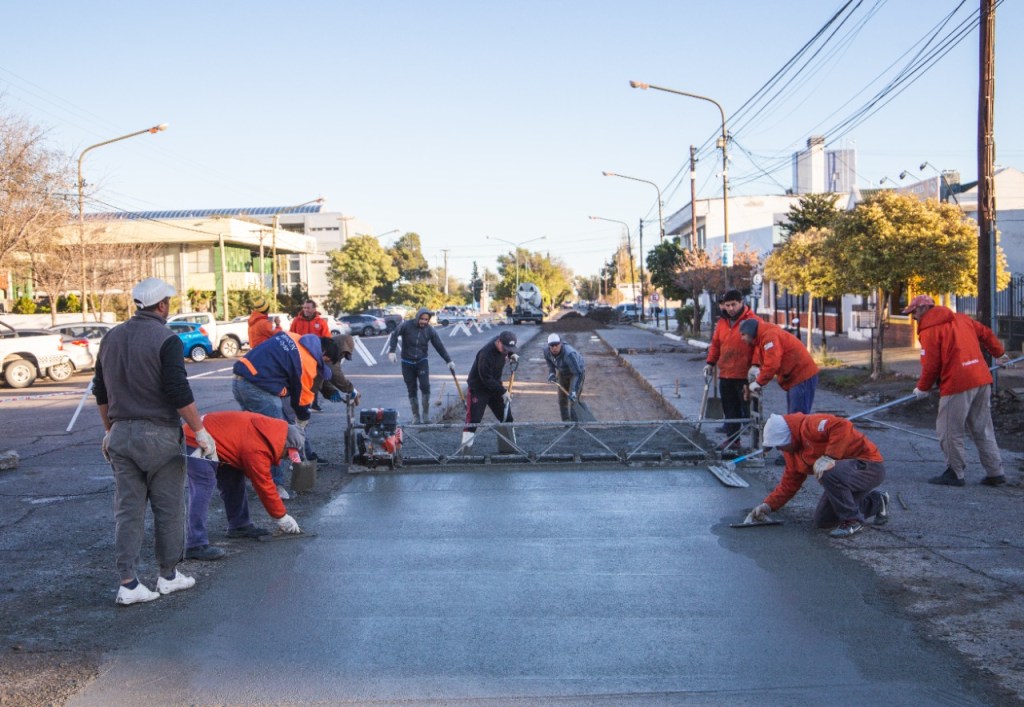 #RAWSON | Avanza la repavimentación en Avenida 9 de Julio   