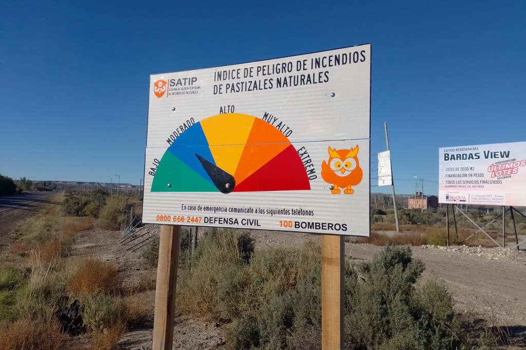 #TRELEW | Instalan cartelería sobre índice de peligro de incendios de pastizales&nbsp;naturales