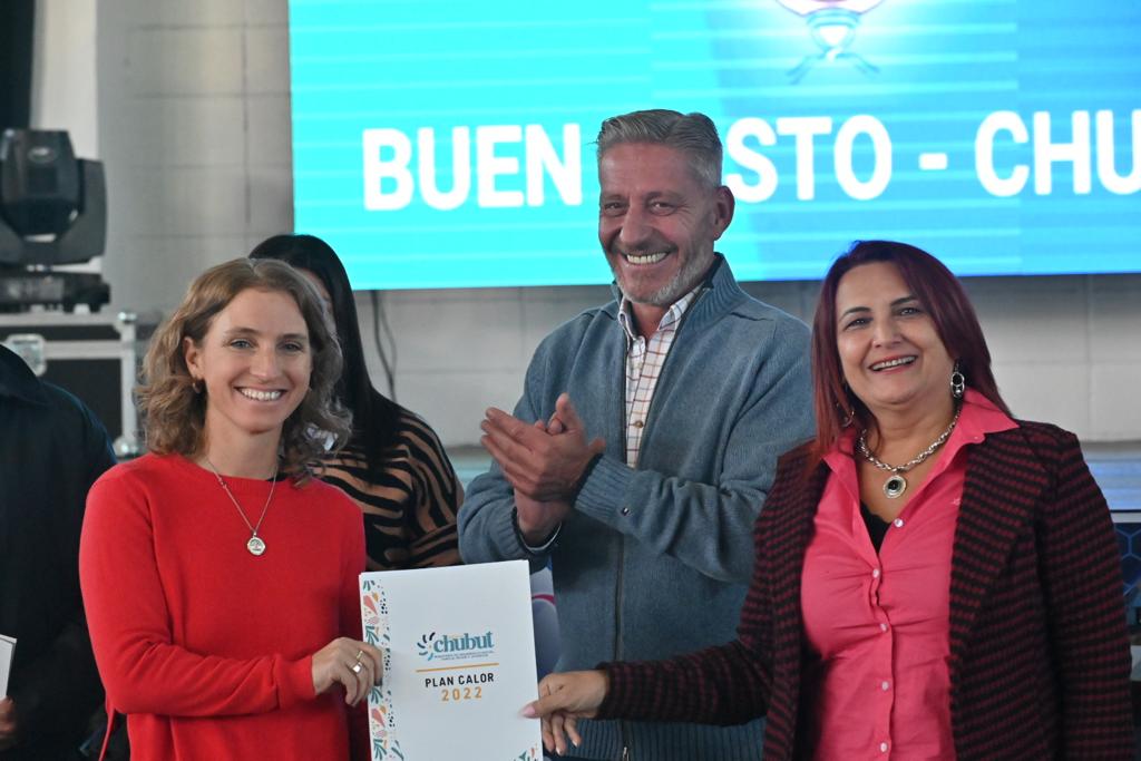 #CHUBUT | Obras, aportes y equipamiento en el aniversario de Buen&nbsp;Pasto