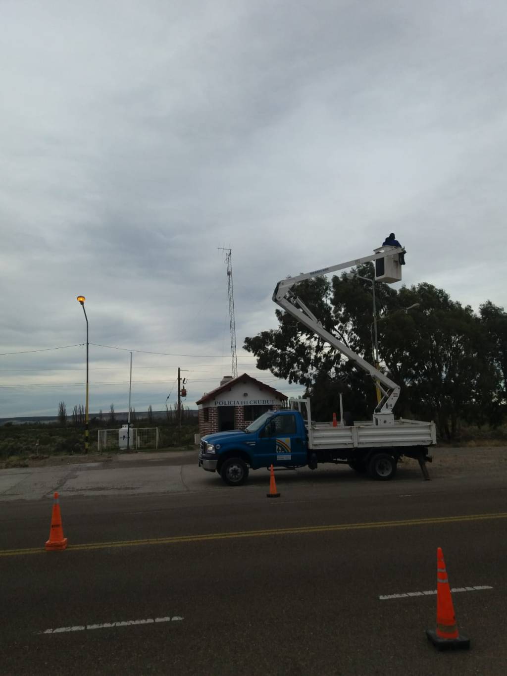 #DOLAVON | PUESTO  DE CONTROL POLICIAL CON NUEVAS&nbsp;LUMINARIAS