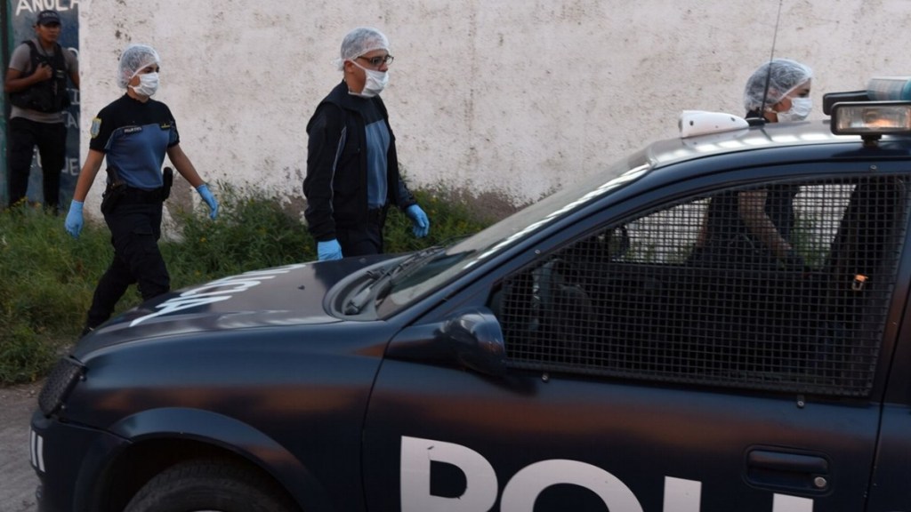 #MACABRO | ENCONTRARON UN CADÁVER CON UN PIE AMPUTADO AL COSTADO DE LA RUTA&nbsp;7