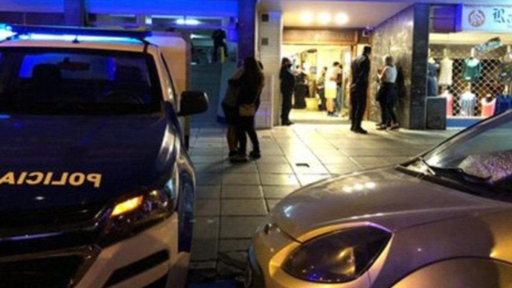 #HORROR | UNA NENA DE 11 AÑOS SE SUICIDÓ TIRÁNDOSE DE UN SEXTO PISO POR HABER SIDO&nbsp;VIOLADA