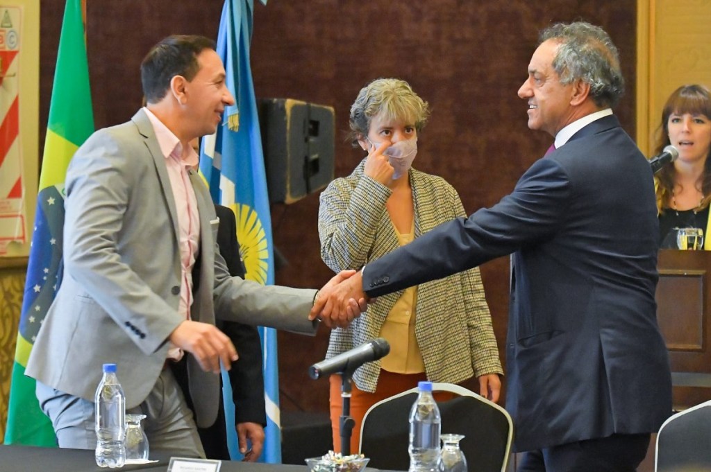 CHUBUT | Maderna participó del recibimiento a Daniel&nbsp;Scioli