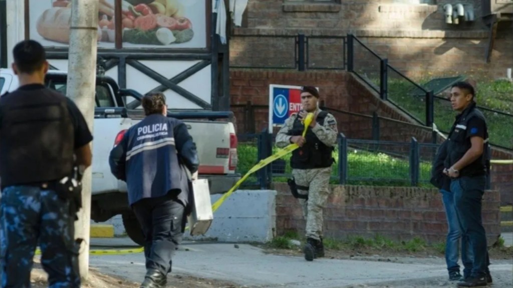 LO MATARON A PUÑALADAS POR COLARSE EN LA FILA DE UN&nbsp;SUPERMERCADO