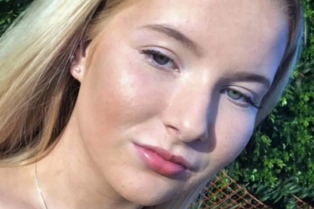 UNA CHICA DE 16 AÑOS MURIÓ AL HACER UN PELIGROSO RETO VIRAL DE ASPIRAR&nbsp;DESODORANTE