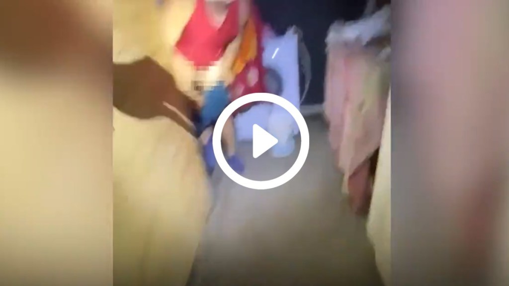 VIDEO: LO FUERON A DETENER Y ESTABA TENIENDO RELACIONES SEXUALES CON SU&nbsp;MUJER