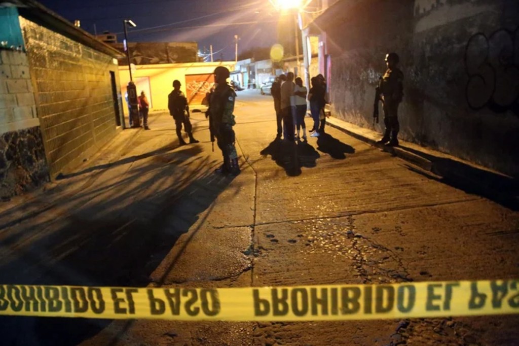 #HORROR | MATÓ A SUS CUATRO HIJOS ENVENENÁNDOLE LA COMIDA E INTENTÓ SUICIDARSE CORTÁNDOSE EL&nbsp;CUELLO