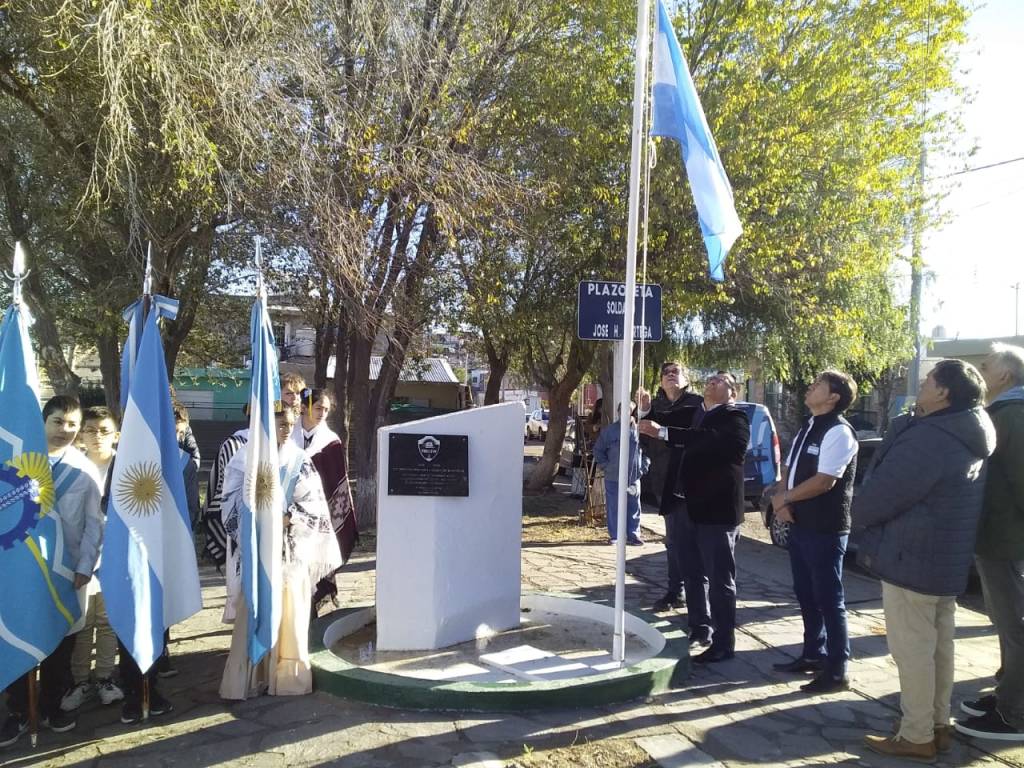 #TRELEW | Emotivo homenaje por el hundimiento del crucero General&nbsp;Belgrano