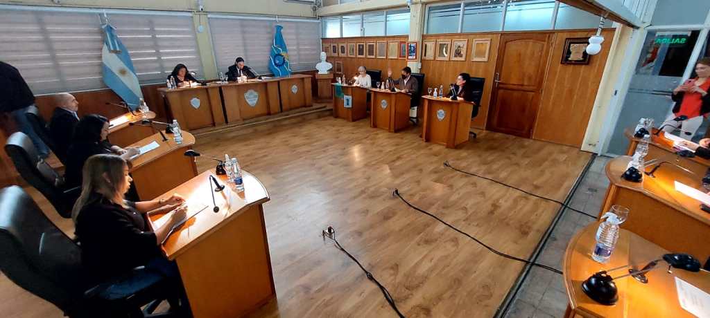 Más cajeros automáticos fuera del microcentro y duras sanciones&nbsp;vehiculares