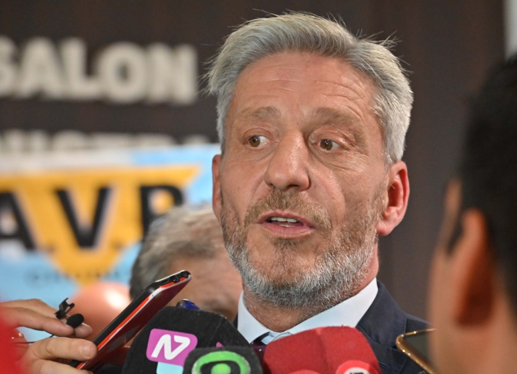 El Gobierno pedirá un endeudamiento por 1500 millones para equipar a la&nbsp;Policía