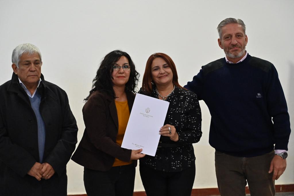 Equipamiento a familias productoras de El&nbsp;Maitén