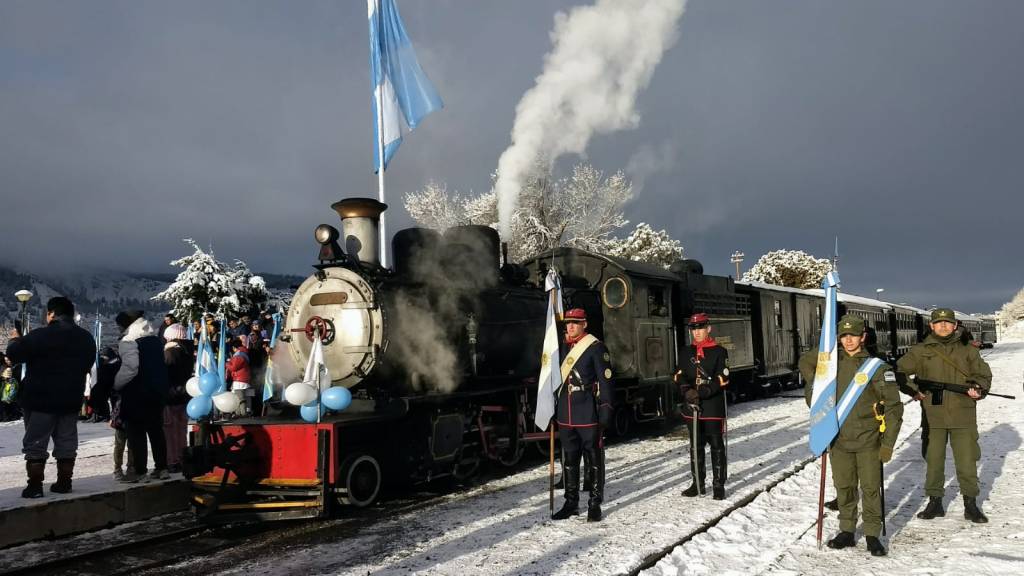 “La Trochita” celebró los 77 años de su llegada a&nbsp;Esquel