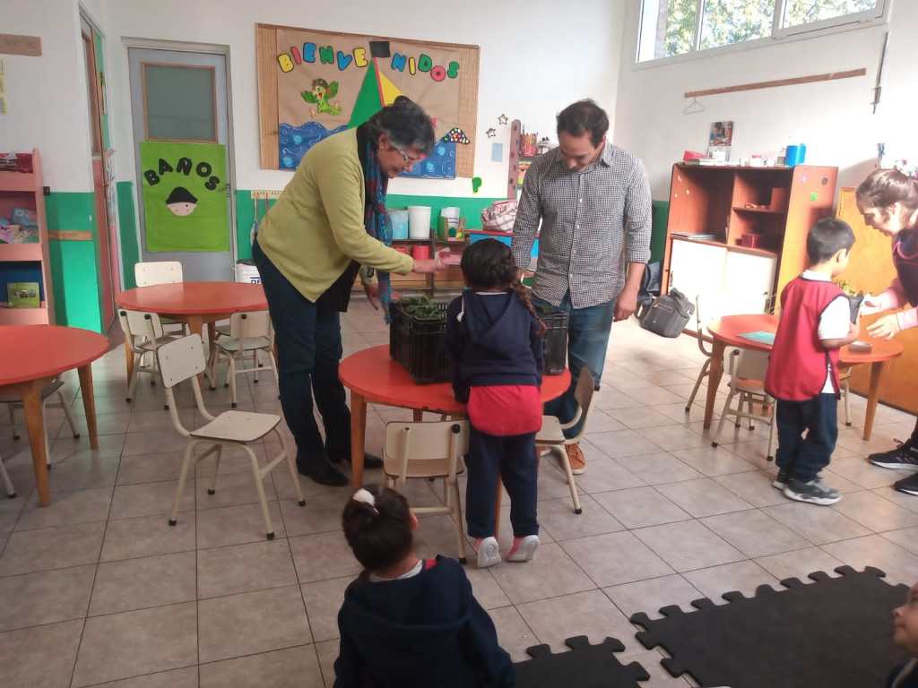 Charlas sobre educación ambiental en escuelas y jardines de infantes 