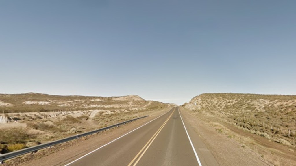 TRELEW: PARÓ EN LA RUTA PARA AYUDAR A UNA FAMILIA QUE HACÍA DEDO Y LE ROBARON LA&nbsp;CAMIONETA