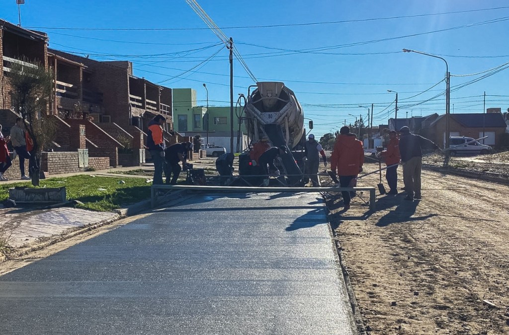 Avanza la pavimentación en Playa&nbsp;Unión