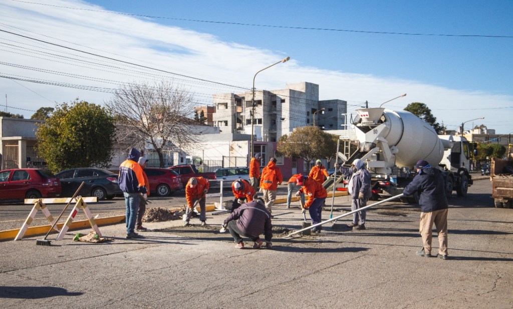 Rawson continúa con los trabajos de reparación de calles&nbsp;céntricas