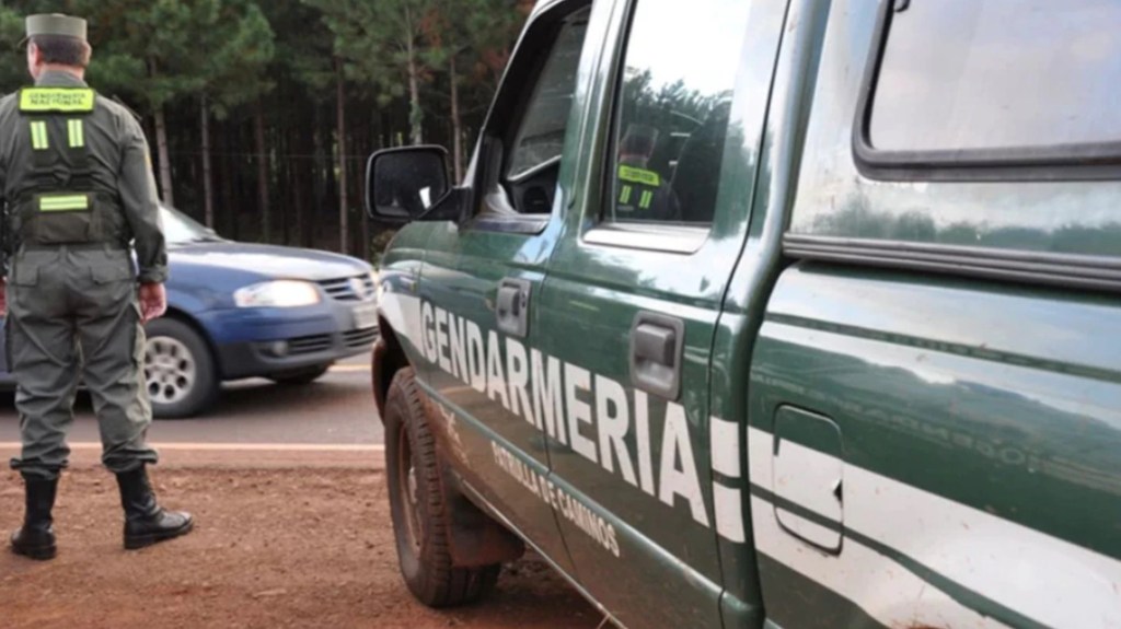 Macabro: encontraron a un gendarme asesinado de un disparo en la cabeza y dos medias en la&nbsp;boca