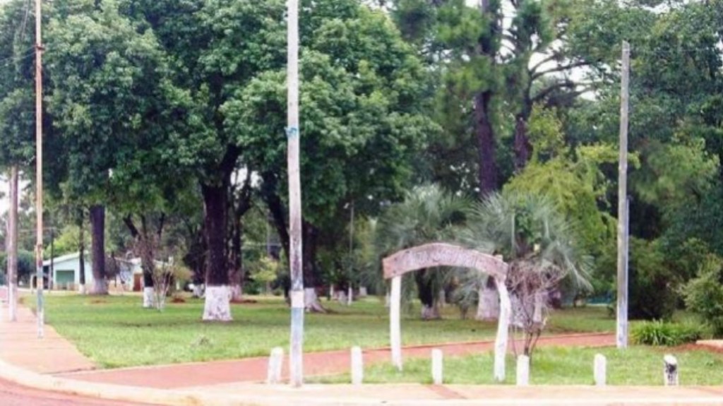 Envuelta en una sábana y en shock una chica denunció que la violaron entre&nbsp;4