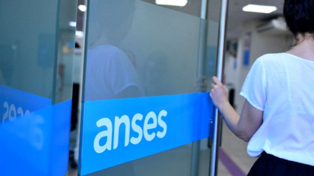 Mujeres podrán cobrar 240.000 pesos por un plan del Anses: cómo acceder al&nbsp;beneficio