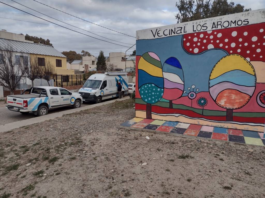 Anses recorre Barrios de Trelew  Dolavon y 28 de&nbsp;Julio
