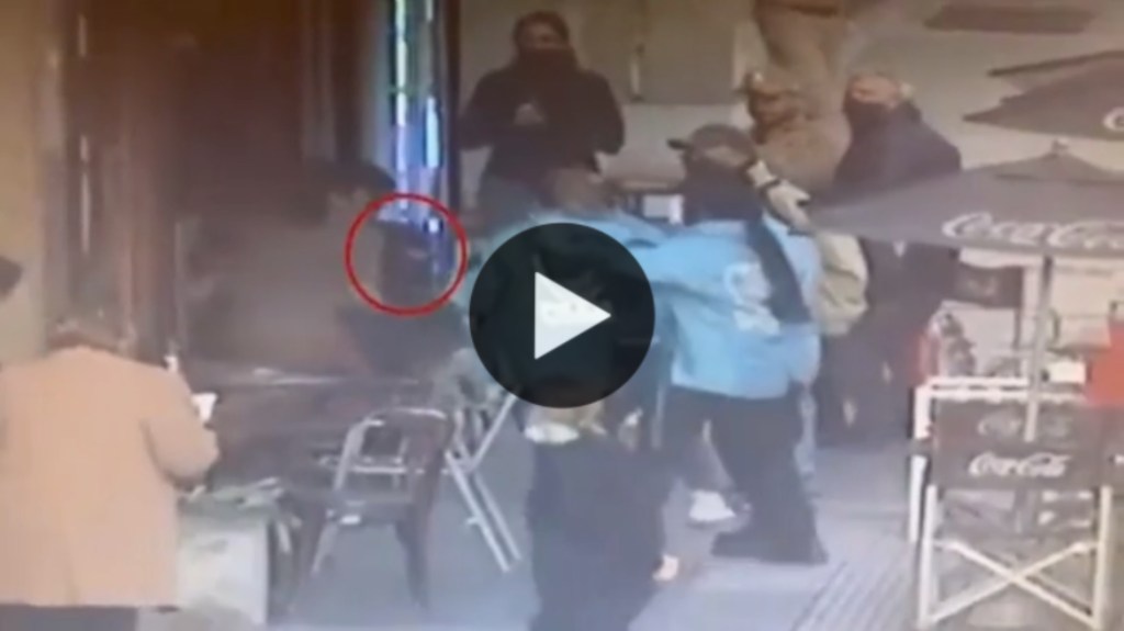 Video: una nena se atragantó mientras comía y policías le salvaron la&nbsp;vida