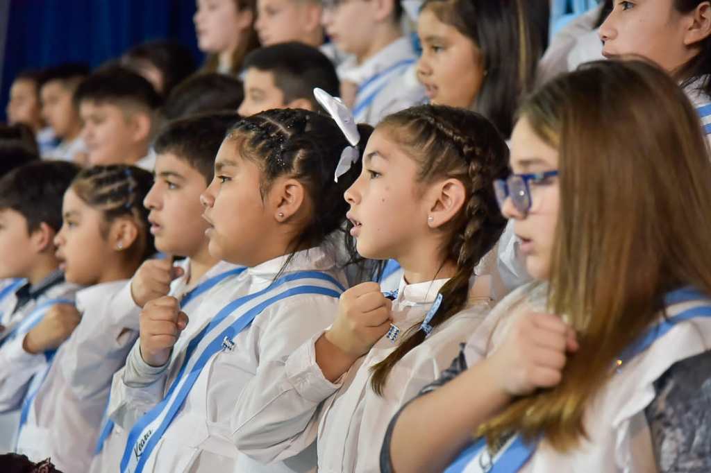 Emotivo acto por el Día de la Bandera en la escuela 199 de&nbsp;Trelew
