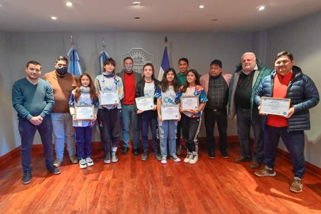Maderna reconoció a las campeonas del Patagónico de Vóley&nbsp;Sub-14