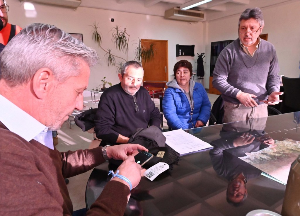 Arcioni con la Cooperativa Lanera&nbsp;Trelew
