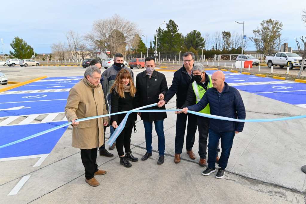 Se inauguró el nuevo estacionamiento del&nbsp;aeropuerto