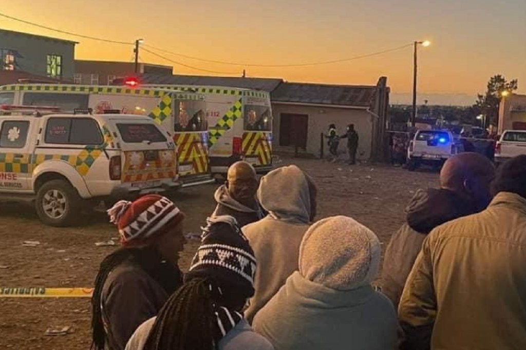 Hallan muertos a al menos 20 jóvenes en un&nbsp;bar