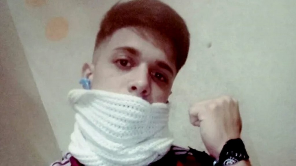 Lo asesinaron delante de sus amigos por ponerle “me gusta” a la foto de una&nbsp;chica