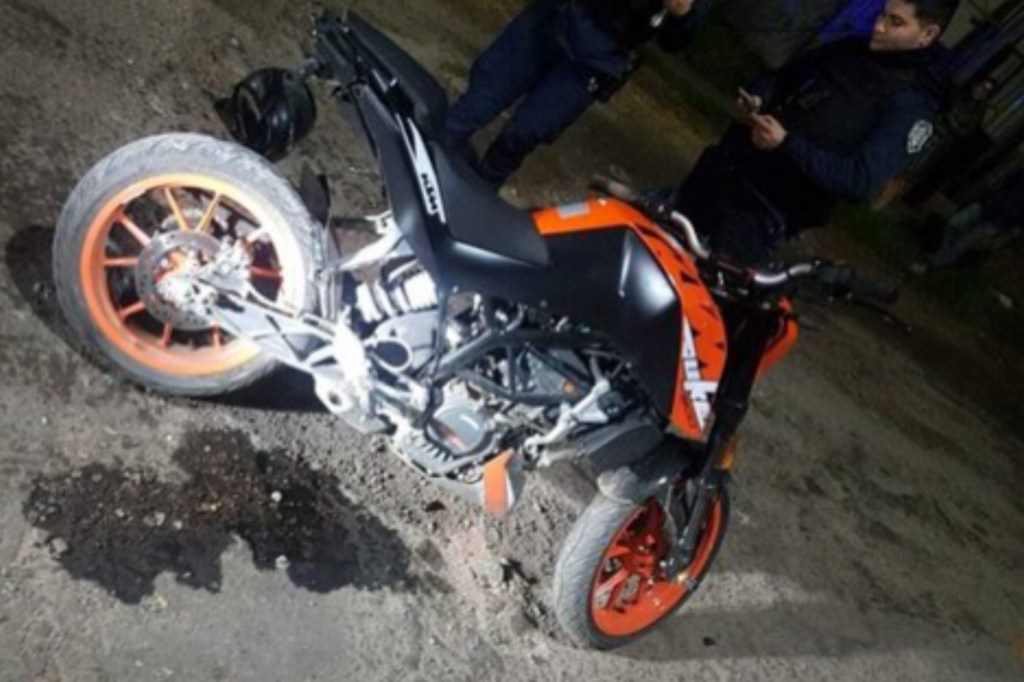 Dos hermanos persiguieron y mataron a golpes a un&nbsp;motociclista