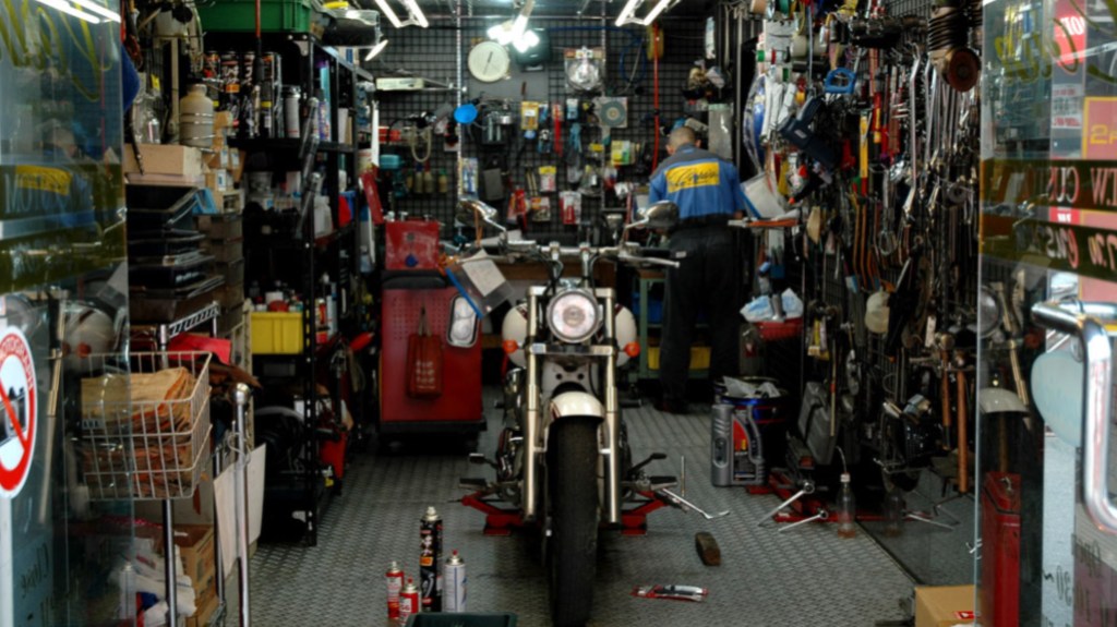 Baleó a su mecánico porque no tenía los repuestos para su&nbsp;moto