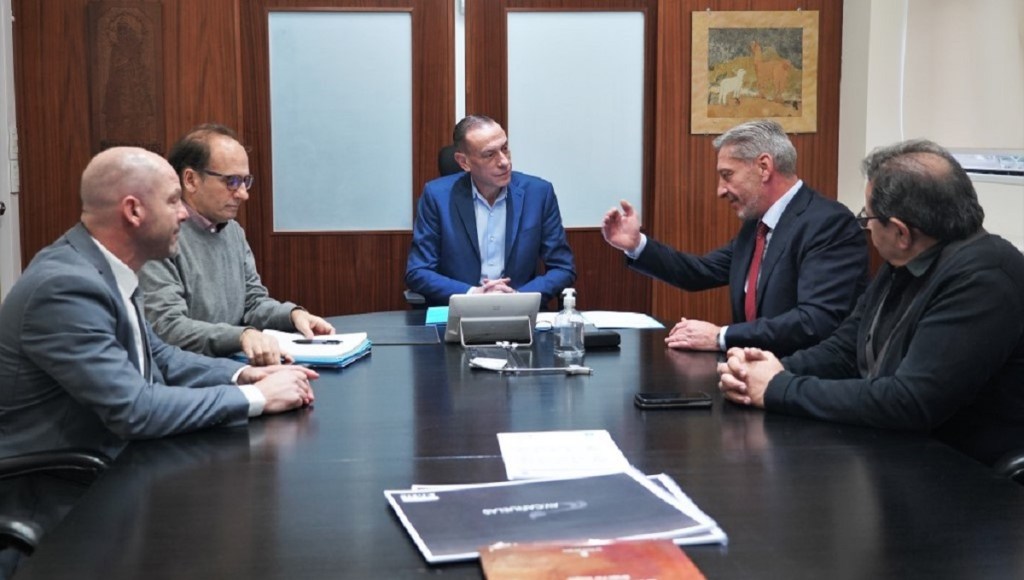 Se firmó convenio para la pavimentación de la Ruta Provincial Nº 12 