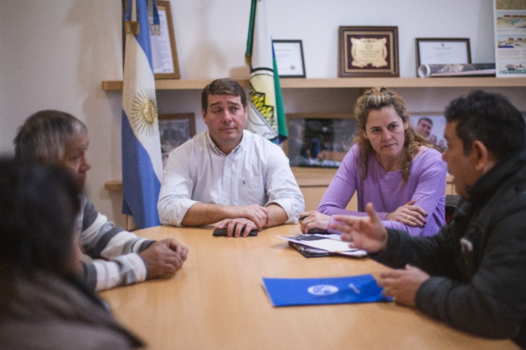 Biss acordó con los habitantes del Área 16 un trabajo conjunto para mejorar la “Plaza Los&nbsp;Vecinos”