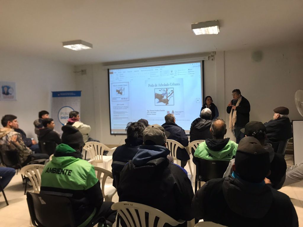 Capacitación de Poda de Arbolado Urbano en&nbsp;Rawson