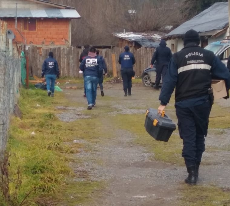 Allanamientos por un robo en Lago&nbsp;Puelo