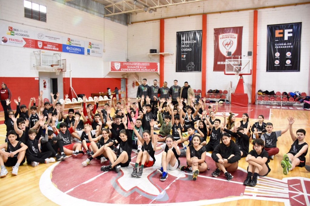Culminó con éxito el Campus de Básquet de Nicolás de los&nbsp;Santos