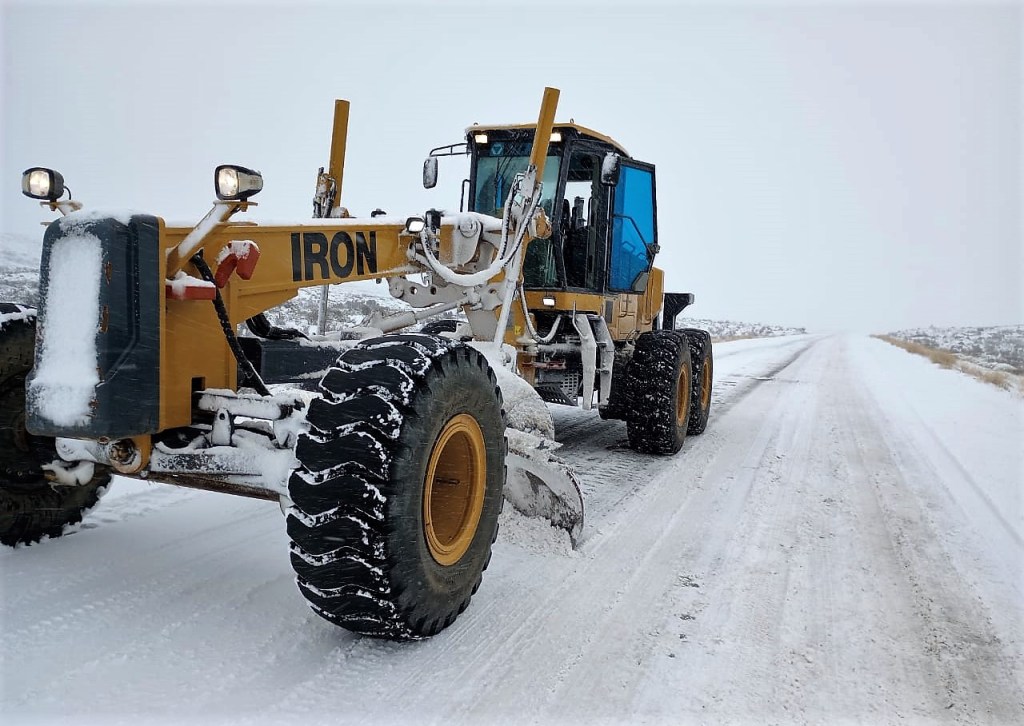 Restringen la circulación vehícular el fin de semana por temporal de nieve y&nbsp;viento