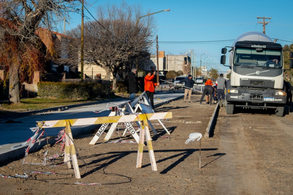 Avanzan los trabajos de pavimentación en&nbsp;Rawson