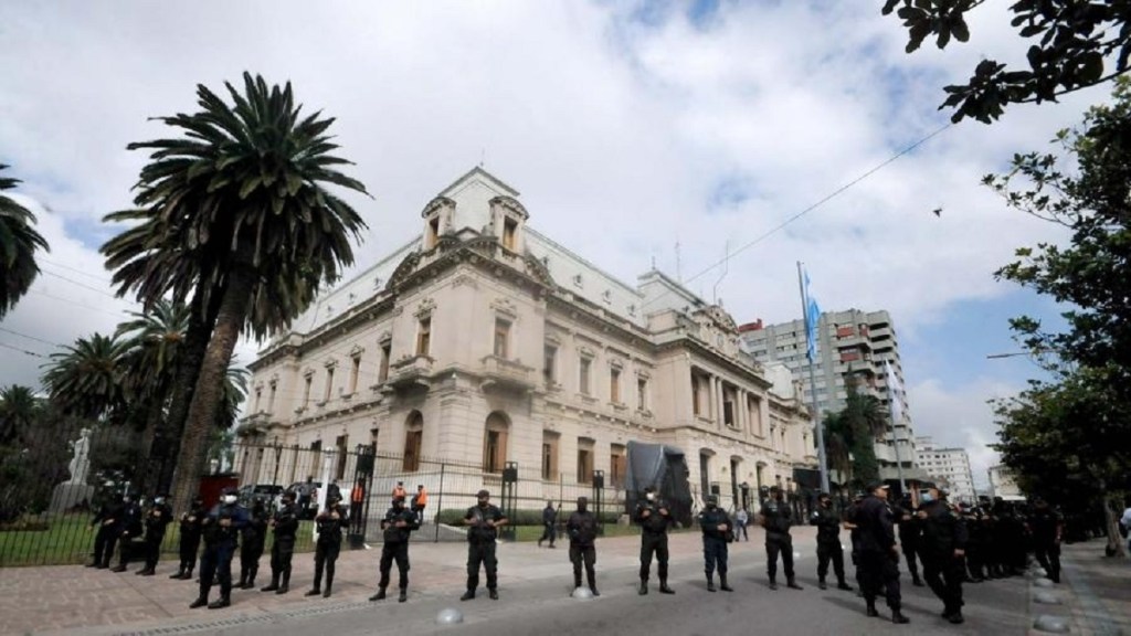 Piden juicio a policías por no colaborar en la búsqueda de una víctima de&nbsp;femicidio