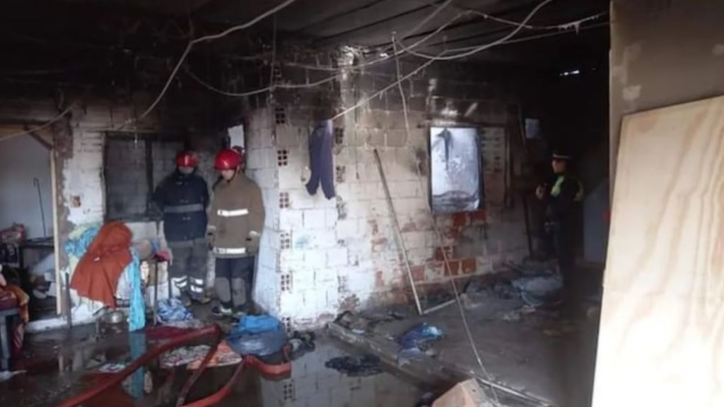 Dos hermanitos de 2 y 4 años murieron al incendiarse su&nbsp;casa