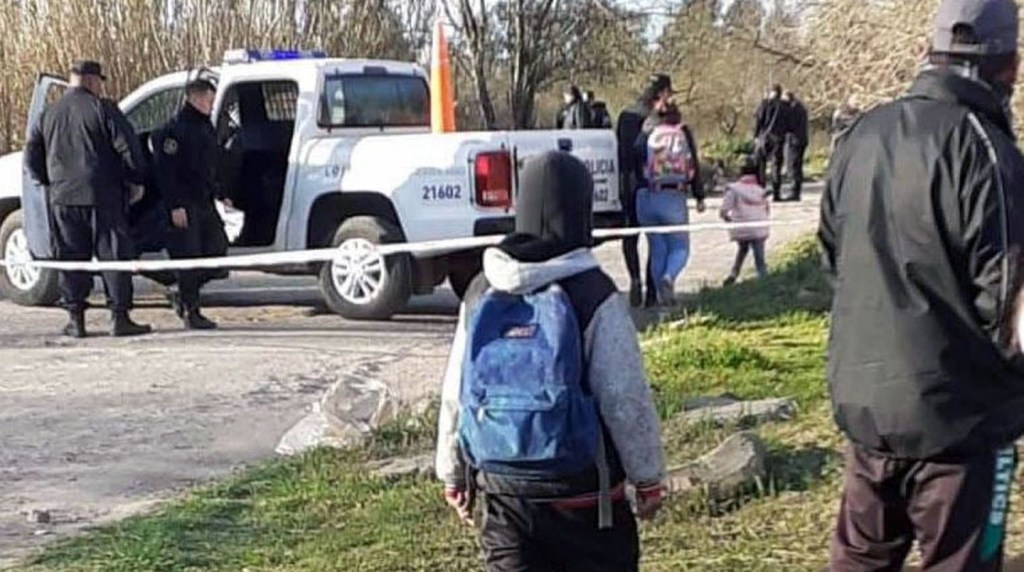Chicos que jugaban en la calle encontraron el cadáver de un hombre mutilado, golpeado y&nbsp;acuchillado