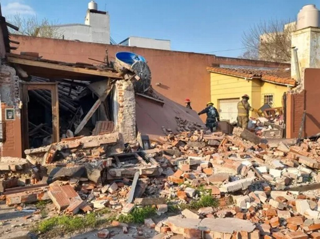Operarios dañaron un caño de gas e hicieron explotar una&nbsp;casa