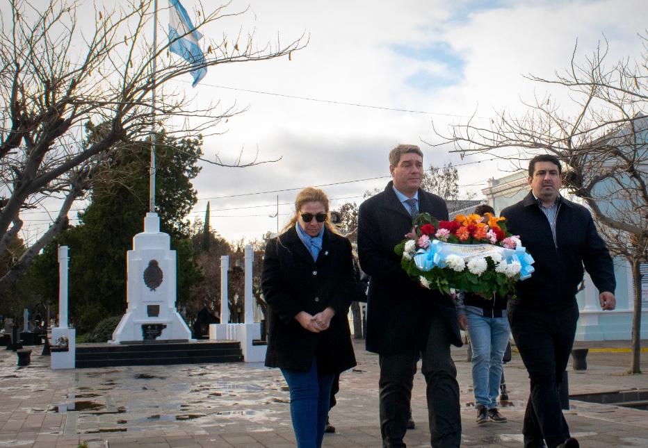 Biss y funcionarios rindieron homenaje a San&nbsp;Martín